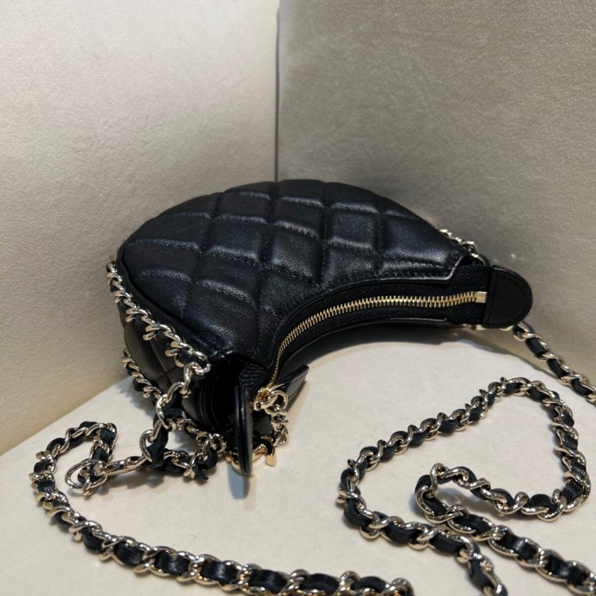 Replica CHANEL 23P Chain Around Crescent Hobo 9 Replica CHANEL 23P Chain Around Crescent Hobo - premium-grade designer purse dupe
