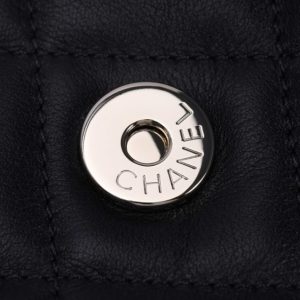 Replica CHANEL 23B Hobo Underarm Bag 5 Replica CHANEL 23B Hobo Underarm Bag - authentic-look luxury purse replica