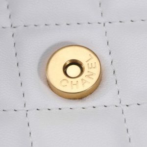 Replica CHANEL 23B Pearl White Handle Bag 8 Replica CHANEL 23B Pearl White Handle Bag - high-quality designer bag clone