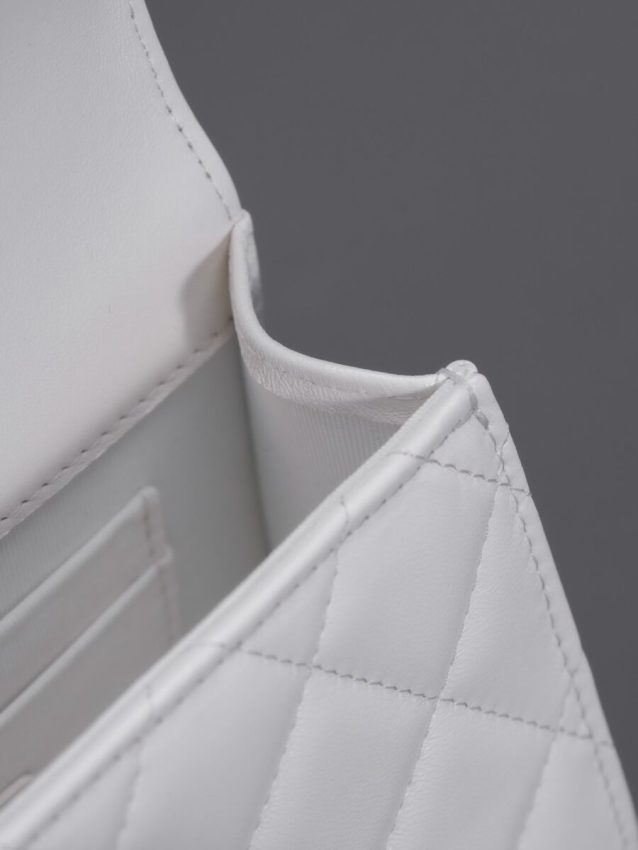 Replica CHANEL 23B Pearl White Handle Bag 9 Replica CHANEL 23B Pearl White Handle Bag - realistic designer-inspired fake bag