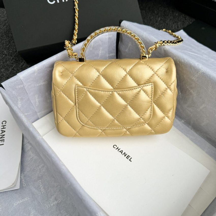Replica CHANEL Classic Flap Handle 2 Replica CHANEL Classic Flap Handle - ultra-realistic fake designer tote