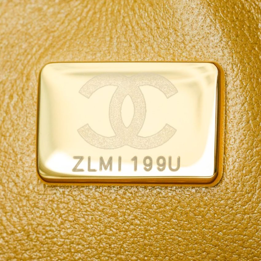 Replica CHANEL Classic Flap Handle 6 Replica CHANEL Classic Flap Handle - premium-grade designer purse dupe