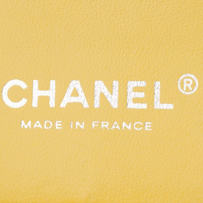 Replica CHANEL Classic Flap Handle 7 Replica CHANEL Classic Flap Handle - high-accuracy replica luxury purse