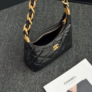 Replica CHANEL 24a Hobo Small 3 Replica CHANEL 24a Hobo Small - top-tier luxury replica shoulder bag