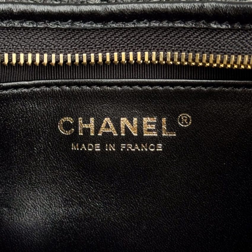 Replica CHANEL 24a Hobo Small 7 Replica CHANEL 24a Hobo Small - top-tier luxury replica shoulder bag