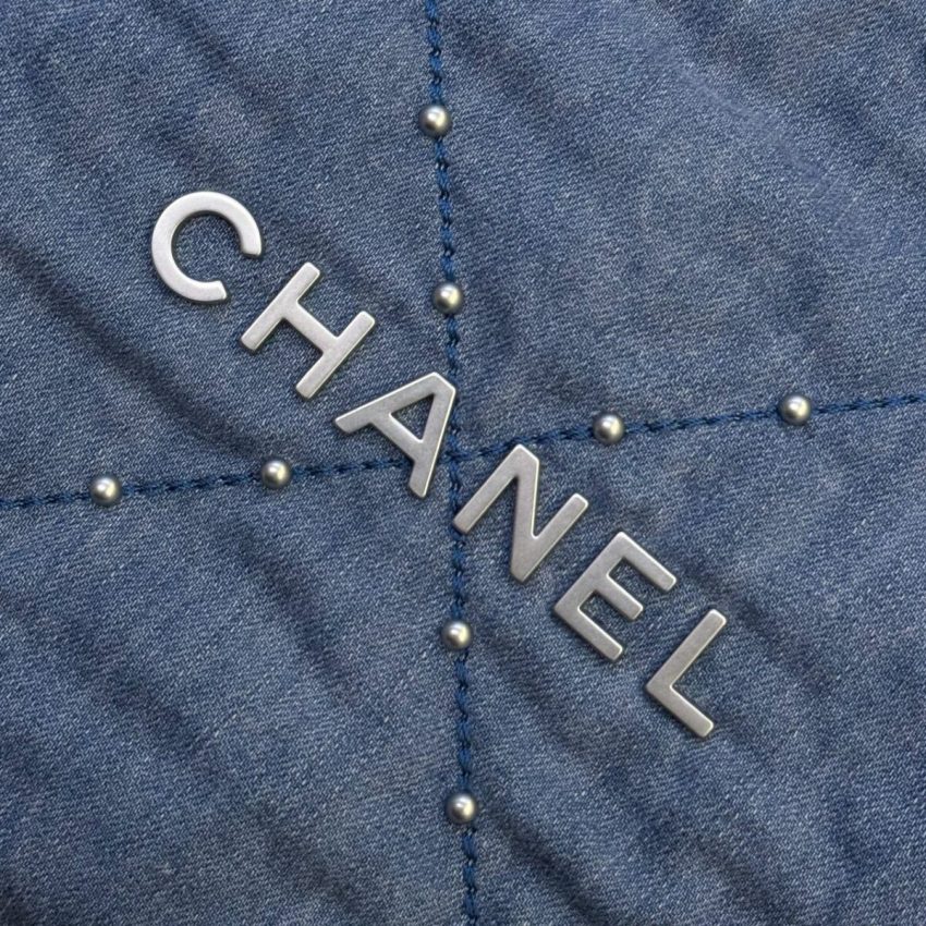 Replica CHANEL 22 Medium Handbag Denim 5 Replica CHANEL 22 Medium Handbag Denim - near-authentic luxury replica handbag