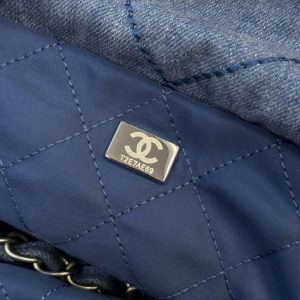 Replica CHANEL 22 Medium Handbag Denim 8 Replica CHANEL 22 Medium Handbag Denim - high-quality designer bag clone