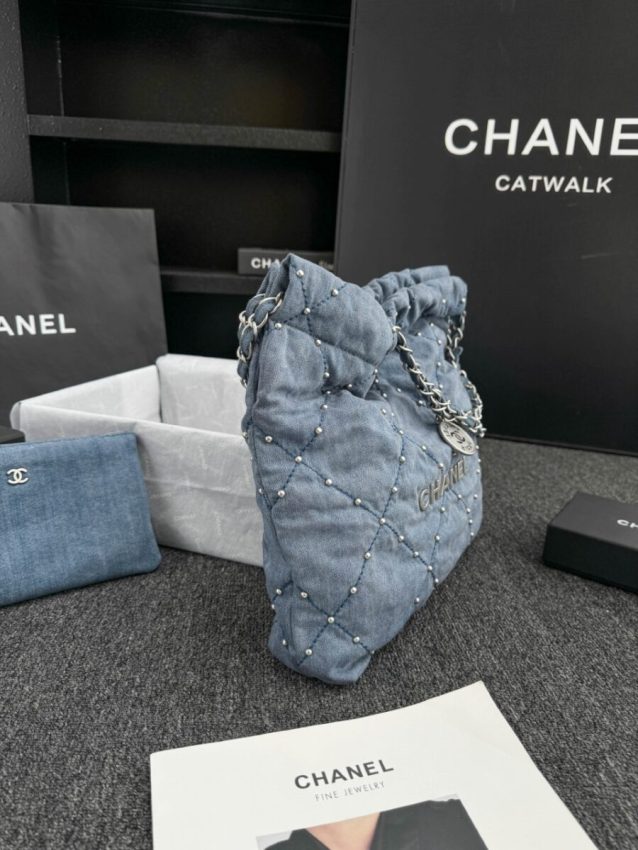 Replica CHANEL 22 Small Handbag Denim 3 Replica CHANEL 22 Small Handbag Denim - realistic designer-inspired fake bag