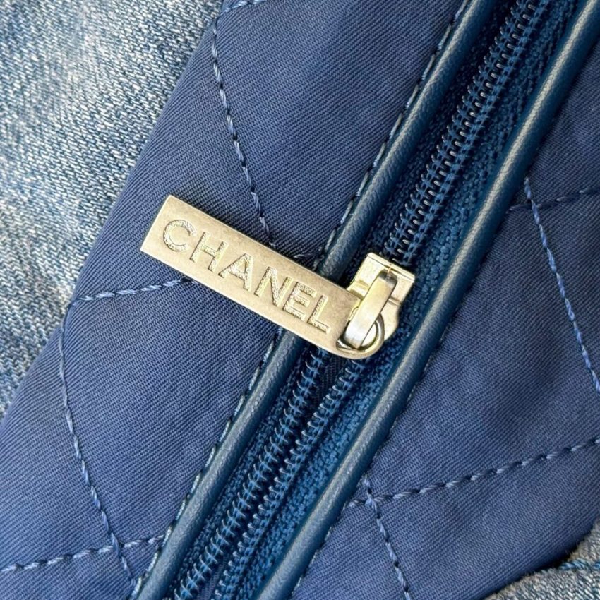Replica CHANEL 22 Small Handbag Denim 7 Replica CHANEL 22 Small Handbag Denim - high-quality designer bag clone