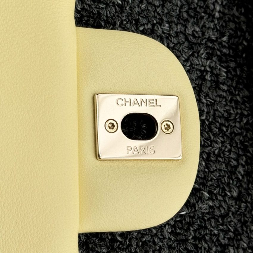 Replica CHANEL Classic Flap 17cm Yellow 6 Replica CHANEL Classic Flap 17cm Yellow - authentic-look luxury purse replica