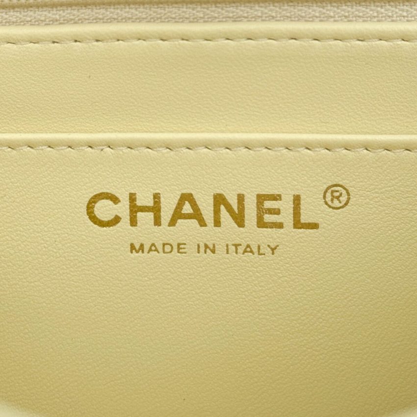 Replica CHANEL Classic Flap 17cm Yellow 11 Replica CHANEL Classic Flap 17cm Yellow - 1:1 designer replica handbag