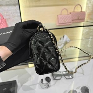 Replica CHANEL 23 Patent Box Bag 5 Replica CHANEL 23 Patent Box Bag - ultra-realistic fake designer tote