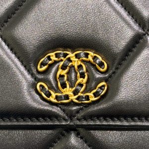 Replica CHANEL 19 Wallet on Chain Black 8 Replica CHANEL 19 Wallet on Chain Black - realistic designer-inspired fake bag