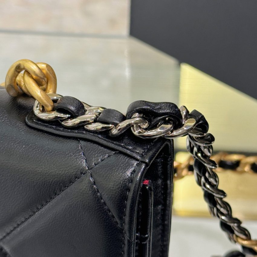 Replica CHANEL 19 Wallet on Chain Black 12 Replica CHANEL 19 Wallet on Chain Black - elite superclone designer purse