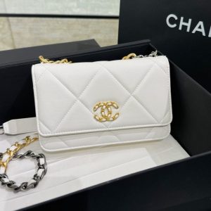 Replica CHANEL 19 Wallet on Chain White 4 Replica CHANEL 19 Wallet on Chain White - high-quality designer bag clone