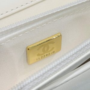 Replica CHANEL 19 Wallet on Chain White 12 Replica CHANEL 19 Wallet on Chain White - 1:1 designer replica handbag