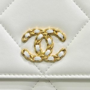 Replica CHANEL 19 Wallet on Chain White 8 Replica CHANEL 19 Wallet on Chain White - 1:1 designer replica handbag