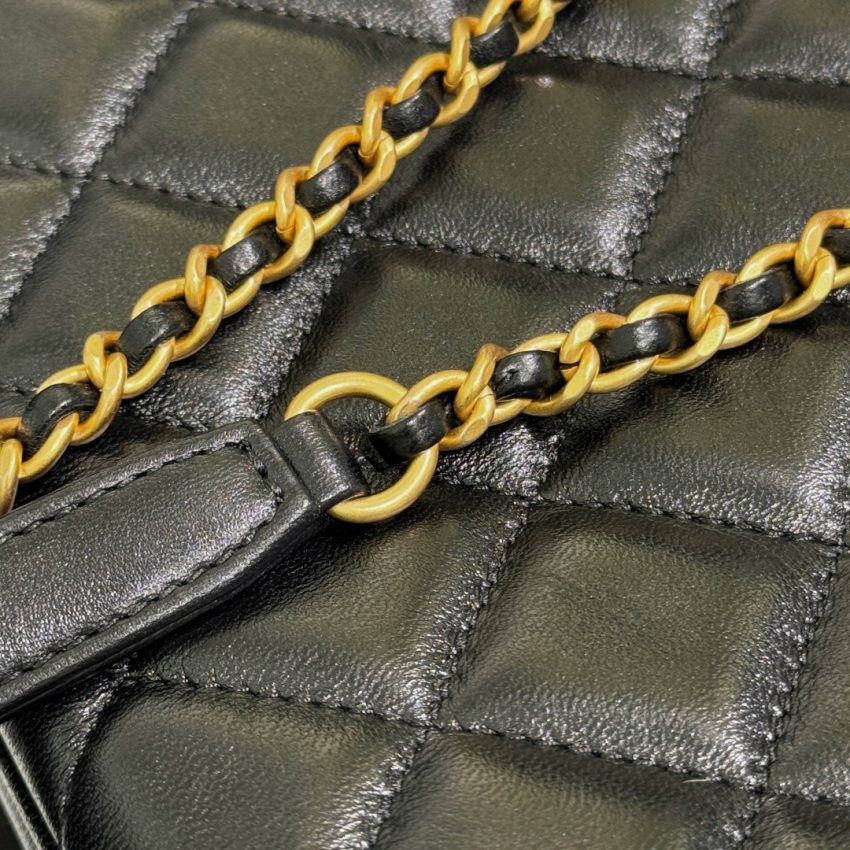Replica CHANEL 24c Round Shoulder Bag Black - high-quality designer bag clone