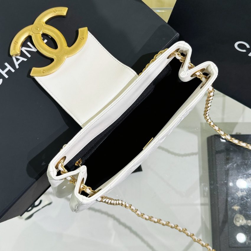 Replica CHANEL 24c Round Shoulder Bag White 8 Replica CHANEL 24c Round Shoulder Bag White - best quality luxury bag dupe