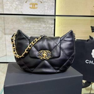 Replica CHANEL 24c Half Moon Bag 1 Replica CHANEL 24c Half Moon Bag - realistic designer-inspired fake bag