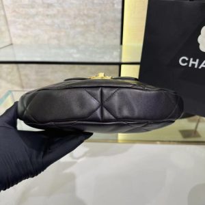 Replica CHANEL 24c Half Moon Bag 3 Replica CHANEL 24c Half Moon Bag - top-tier luxury replica shoulder bag