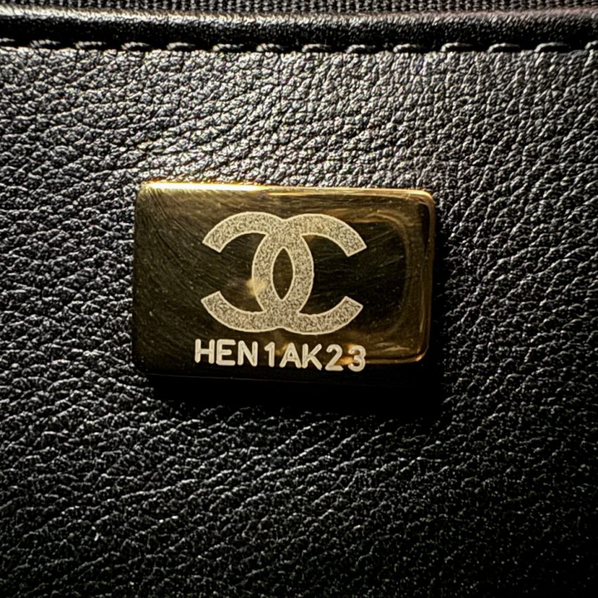 Replica CHANEL 24s Hobo Black 7 Replica CHANEL 24s Hobo Black - ultra-realistic fake designer tote