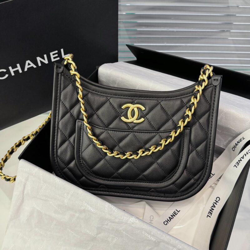 Replica CHANEL 24s Hobo Black 1 Replica CHANEL 24s Hobo Black - near-authentic luxury replica handbag