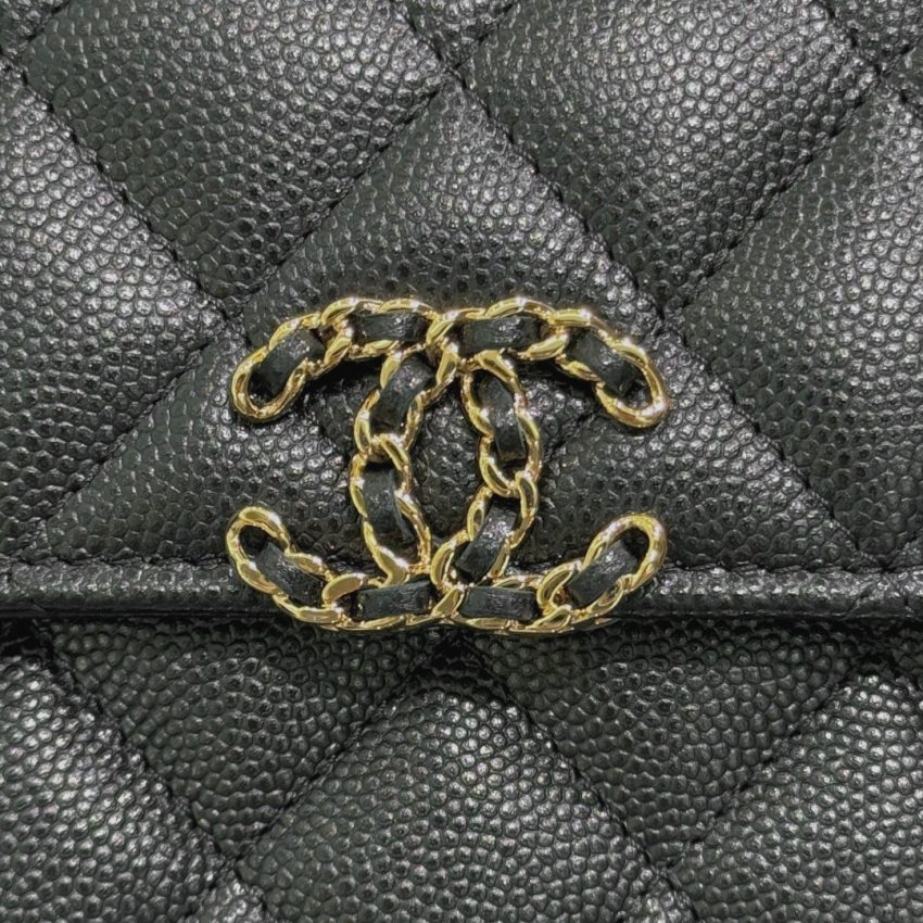 Replica CHANEL 23k Kelly Handle 7 Replica CHANEL 23k Kelly Handle - high-accuracy replica luxury purse