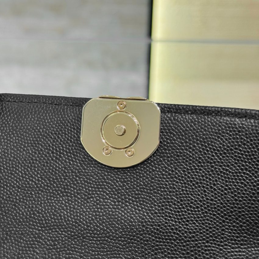 Replica CHANEL 23k Kelly Handle 6 Replica CHANEL 23k Kelly Handle - best-selling designer handbag dupe