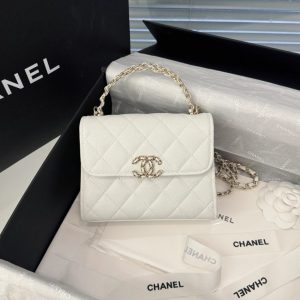 Replica CHANEL 23P Kelly Handle White 2 Replica CHANEL 23P Kelly Handle White - realistic designer-inspired fake bag