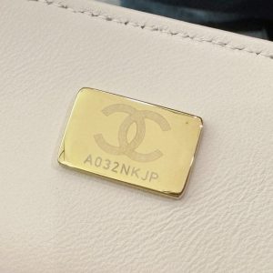 Replica CHANEL Classic Flap 20cm Beige 2 Replica CHANEL Classic Flap 20cm Beige - 1:1 designer replica handbag