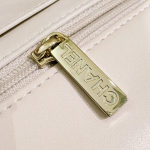 Replica CHANEL Classic Flap 20cm Beige 4 Replica CHANEL Classic Flap 20cm Beige - high-end fake designer purse