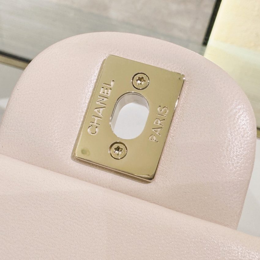 Replica CHANEL Classic Flap 20cm Beige 8 Replica CHANEL Classic Flap 20cm Beige - 1:1 designer replica handbag