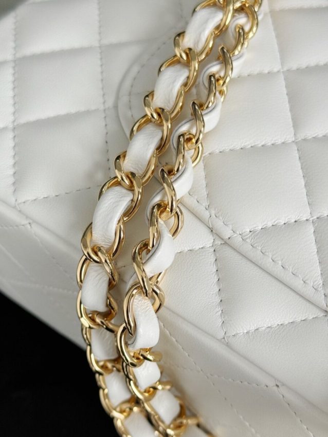 Replica CHANEL Classic Flap 25cm White 6 Replica CHANEL Classic Flap 25cm White - authentic-look luxury purse replica
