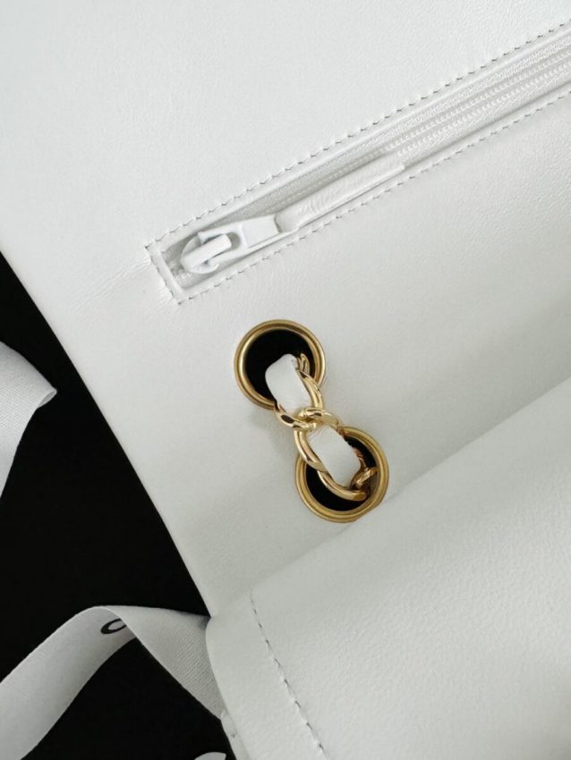 Replica CHANEL Classic Flap 25cm White 9 Replica CHANEL Classic Flap 25cm White - elite superclone designer purse