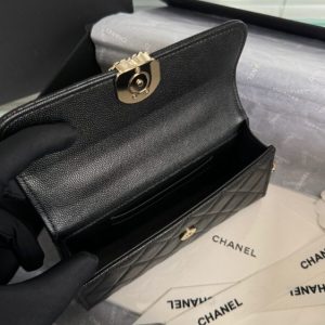 Replica CHANEL 23P Kelly Handle 6 Replica CHANEL 23P Kelly Handle - high-end fake designer purse