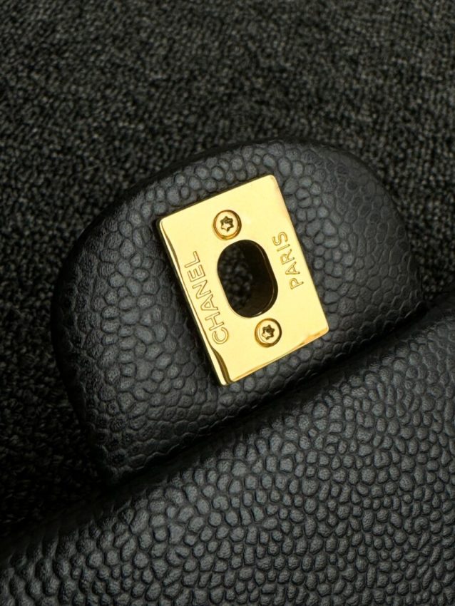 Replica CHANEL Classic Flap 20cm Black Caviar 3 Replica CHANEL Classic Flap 20cm Black Caviar - best-selling designer handbag dupe