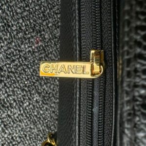 Replica CHANEL Classic Flap 20cm Black Caviar 4 Replica CHANEL Classic Flap 20cm Black Caviar - high-end fake designer purse