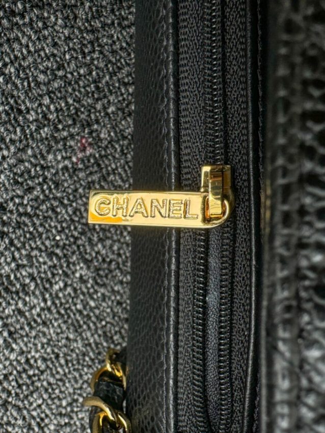 Replica CHANEL Classic Flap 20cm Black Caviar 4 Replica CHANEL Classic Flap 20cm Black Caviar - high-end fake designer purse