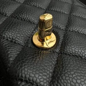 Replica CHANEL Classic Flap 20cm Black Caviar 6 Replica CHANEL Classic Flap 20cm Black Caviar - premium-grade designer purse dupe