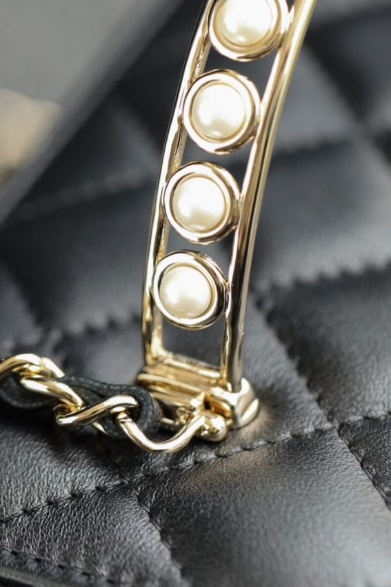 Replica CHANEL 24s Pearl Handle Box Black 4 Replica CHANEL 24s Pearl Handle Box Black - ultra-realistic fake designer tote