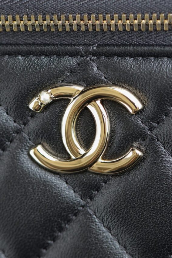 Replica CHANEL 24s Pearl Handle Box Black 6 Replica CHANEL 24s Pearl Handle Box Black - top-rated replica designer bag