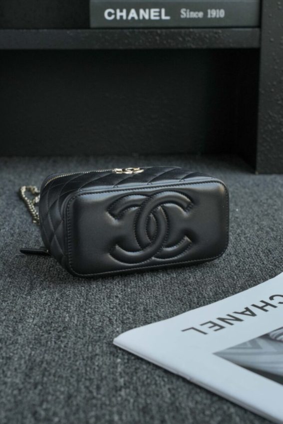 Replica CHANEL 24s Pearl Handle Box Black 10 Replica CHANEL 24s Pearl Handle Box Black - high-quality designer bag clone