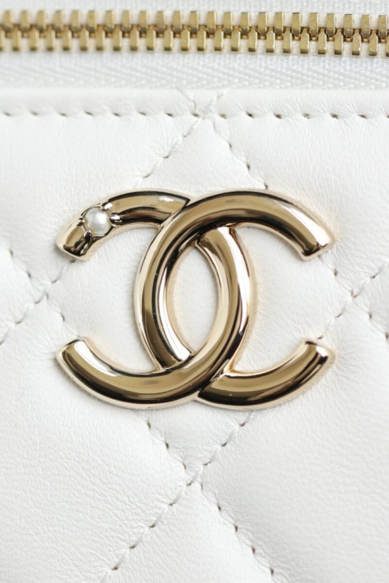 Replica CHANEL 24s Pearl Handle Box White 5 Replica CHANEL 24s Pearl Handle Box White - premium 1:1 fake handbag model