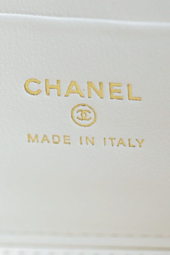 Replica CHANEL 24s Pearl Handle Box White 9 Replica CHANEL 24s Pearl Handle Box White - best-selling designer handbag dupe