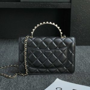 Replica CHANEL 24s Pearl Handle Black 2 Replica CHANEL 24s Pearl Handle Black - top-tier luxury replica shoulder bag