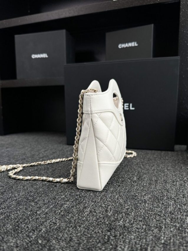 Replica CHANEL 24s Mini Horizontal White 3 Replica CHANEL 24s Mini Horizontal White - high-quality designer bag clone