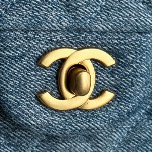 Replica CHANEL Classic Flap 20cm Denim 7 Replica CHANEL Classic Flap 20cm Denim - best-selling designer handbag dupe