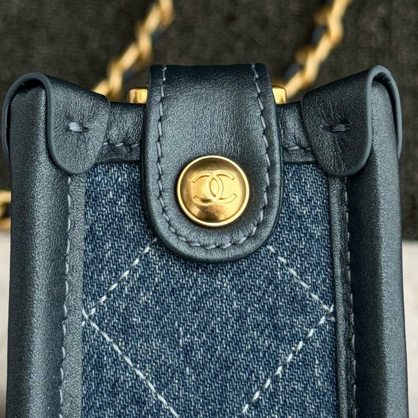 Replica CHANEL 23S Hobo Denim 3 Replica CHANEL 23S Hobo Denim - near-authentic luxury replica handbag