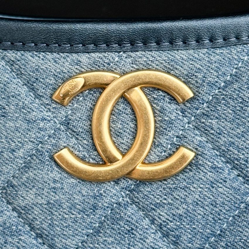 Replica CHANEL 23S Hobo Denim 5 Replica CHANEL 23S Hobo Denim - high-accuracy replica luxury purse